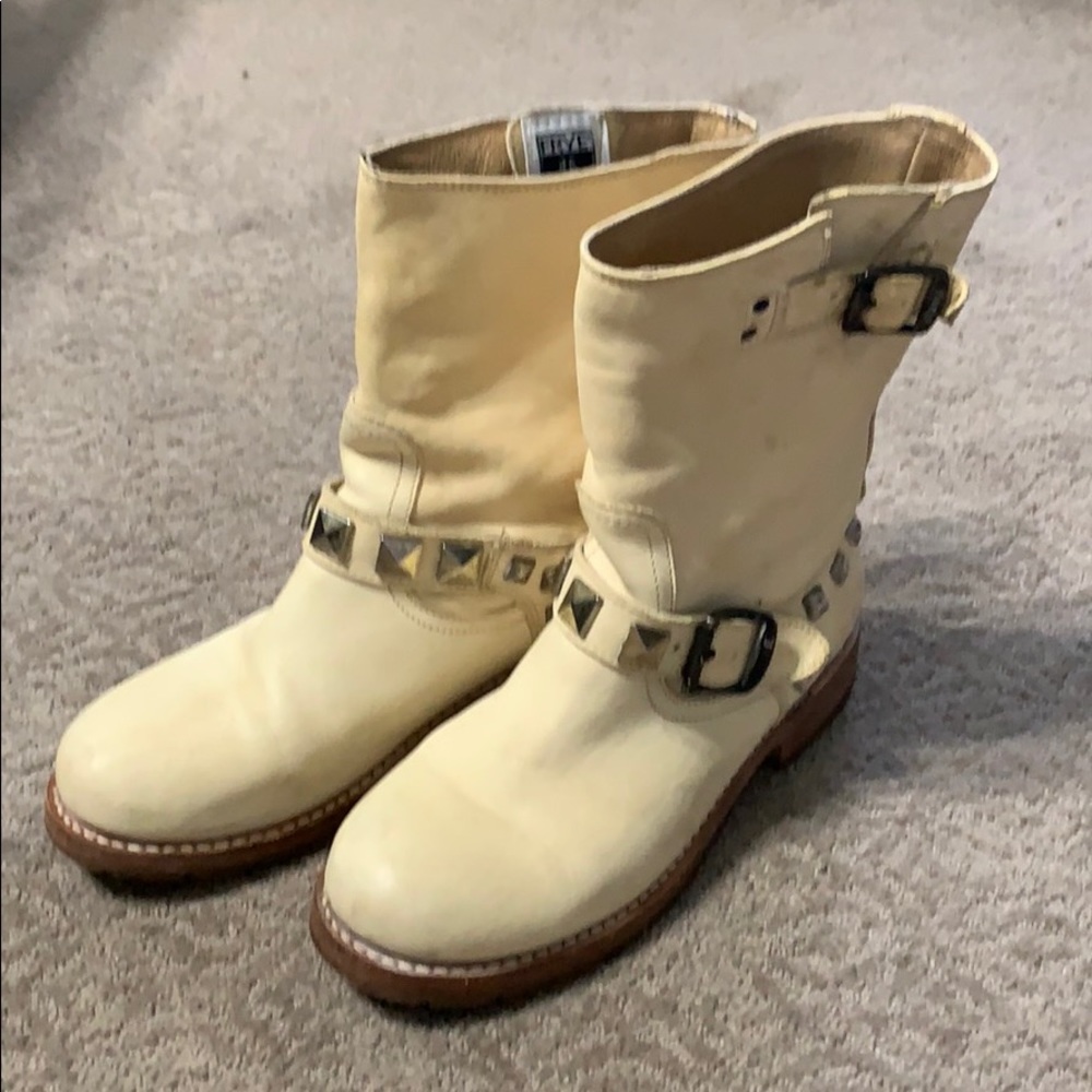 FRYE studded short boot 7.5